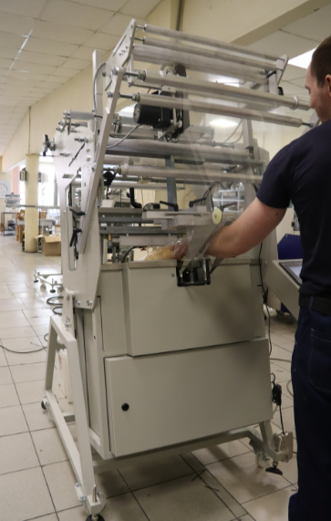 Упаковка хлебной продукции. Горизонтальная упаковочная машина “ПУМА-2” упаковка флоу-пак. Упаковка хлебной продукции. Горизонтальная упаковочная машина “ПУМА-2” упаковка флоу-пак.