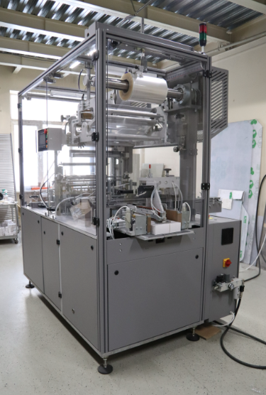 Упаковка косметики. Целлофанатор “конверт А50” Упаковка косметики. Целлофанатор “конверт А50”