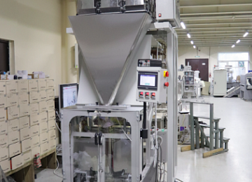 Упаковка сухофруктов. Фасовочно-упаковочное оборудование Инпак-Про с дозатором МДВ-32 Упаковка сухофруктов. Фасовочно-упаковочное оборудование Инпак-Про с дозатором МДВ-32